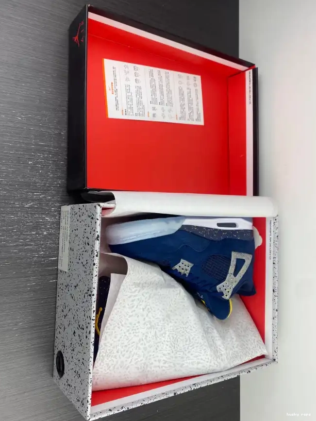 Rep Husky (PE) Jordan Michigan 4 Retro Air AJ4-1036660 0620